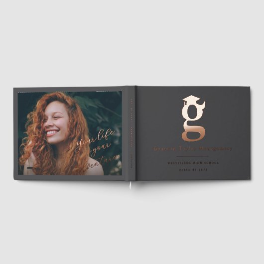 Classic Monogram G And Graduation Cap Grad Party ゲストブック (全面)