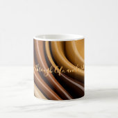 Classic mug in stylish abstract graphic コーヒーマグカップ (中央)