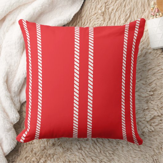 Classic Nautical Red with Stripes Throw Pillow クッション (ブランケット)