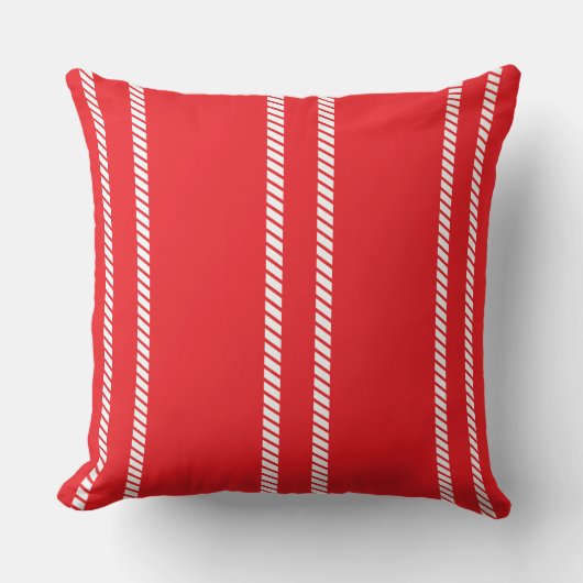Classic Nautical Red with Stripes Throw Pillow クッション (正面)