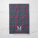 Classic Navy and Red Tartan Plaid Christmas キッチンタオル<br><div class="desc">Personalized kitchen towel for the holiday season featuring classic style navy blue and red Christmas plaid pattern with custom initial and name.</div>