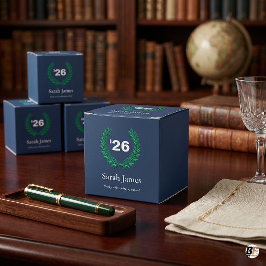 Classic Navy Blue & Green Laurel Wreath Graduation フェイバーボックス