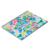 Classic notebook in stylish graphic ノートブック (左側)