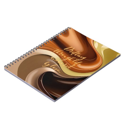 Classic notebook in stylish graphic ノートブック (左側)