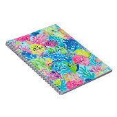 Classic notebook in stylish graphic ノートブック (右側)