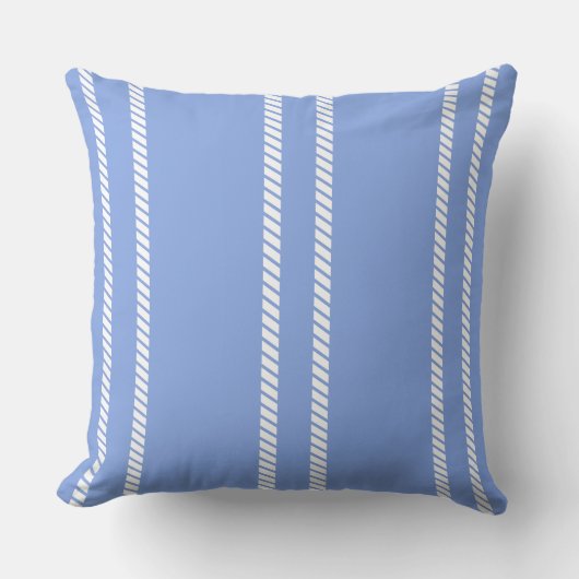 Classic Periwinkle Blue with Stripes Throw Pillow クッション (正面)