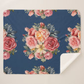 Classic Pink Roses Floral on a Blue Background シェルパブランケット (正面(横))