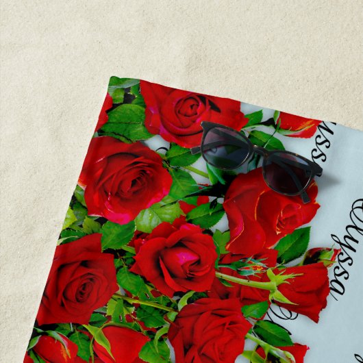 Classic Red Rose Garden Romantic Custom Name  ビーチタオル (インサイチュ)