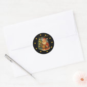 Classic Santa Under Tree Christmas Round Sticker ラウンドシール (封筒)