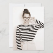 Classic Striped Elegance Script Photo Graduation 招待状 (裏面)