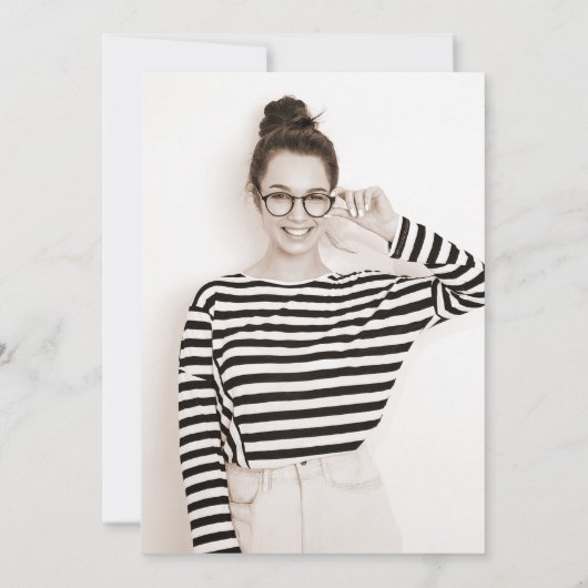 Classic Striped Elegance Script Photo Graduation 招待状 (裏面)