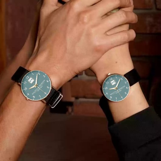 Classic style engraved couple 腕時計