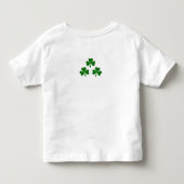 Classic Trio of Lucky Green Shamrocks St. Patrick’ トドラーTシャツ (裏面)