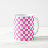 Classic visual pink checkerboard  コーヒーマグカップ (正面右)