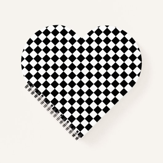 Classic White with Black Square Pattern Heart ノートブック (正面)