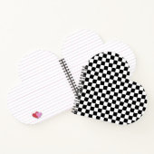 Classic White with Black Square Pattern Heart ノートブック (内部)