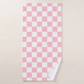Classic White with Soft Pink Square Pattern Style バスタオル (バスタオル)