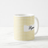 Classic Yellow Gingham Personalized Name  コーヒーマグカップ (正面右)