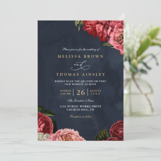 Classical Peonies Floral Navy Chic QR Code Wedding 招待状 (スタンド正面)