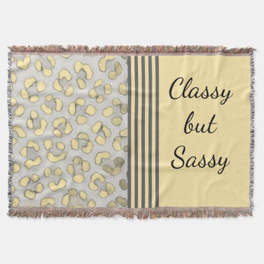 Classy but Sassy Snow Leopard  スローブランケット (正面)