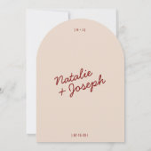 Classy Deep Red Cream Whimsical Arched Wedding 招待状 (裏面)