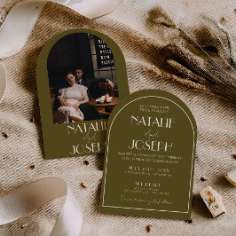 Classy Grassland Old Money Arched Photo Wedding 招待状