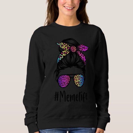 Classy Meme life Messy Bun Rainbow Leopard Mother' スウェットシャツ (正面)