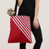 Classy Red & White Diagonal Stripes Modern トートバッグ (クローズアップ)