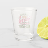 Classy SassyおもしろいとLittle Bad Assy Sassy Fri ショットグラス (裏面)