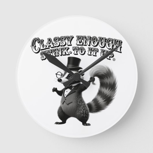 Classy Skunk in Top Hat Funny Black and White ラウンド壁時計 (正面)
