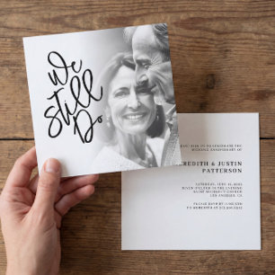 Classy Weはまだ誓いを更新パーティー写真を行う 招待状