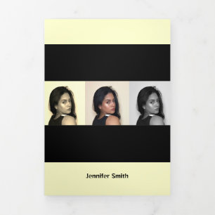 Classy Yellow モダン Artistの概要 三つ折りカード