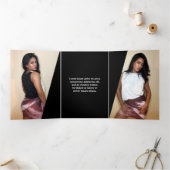 Classy Yellow モダン Artistの概要 三つ折りカード (内部)