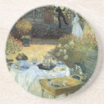Claude Monetによる昼食会、ヴィンテージ印象派 コースター<br><div class="desc">クロード・モネのランチョン(1876)はヴィンテージの印象派のアート素晴らし自然で絵画、午後のお茶と庭園で春シーズンのピクニックランチを取り上げている。子どもが遊おもちゃ付きで静かに地面に寝ている。アーティストについて：クロード・モネ(1840-1926)は印象派の運動の創始者であフランスのり絵画、その絵画の大部分は「空中に浮かぶ」（野外に浮かぶ）スタイル印象派の風景である。</div>