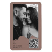 Clay Blush Couple Photo QR Code Wedding  マグネット (縦)