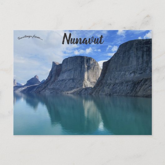 Cliffs in Nunavut Canada ポストカード (正面)