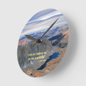 Climb the Mountains ラウンド壁時計 (傾斜)