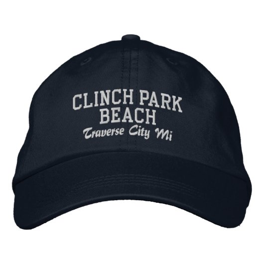Clinch Park Beach Traverse City MI Baseball Hat 刺繍入りキャップ (正面)