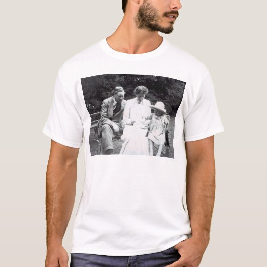 CliveおよびジュリアンのBell 1910年が付いているヴァージニアWoolf Tシャツ (正面)