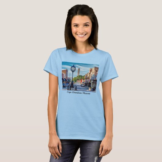 Clock In Downtown Cape Girardeau Tシャツ (正面フル)
