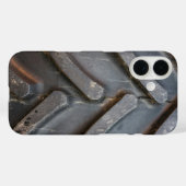 Close-Up of Tractor Tire Tread Case-Mate iPhoneケース (裏面 (横))