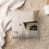CLOSED WHITE WOODEN DOOR クッション (ブランケット)
