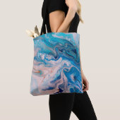 Closeup of mixed blue and white abstract marble te トートバッグ (クローズアップ)