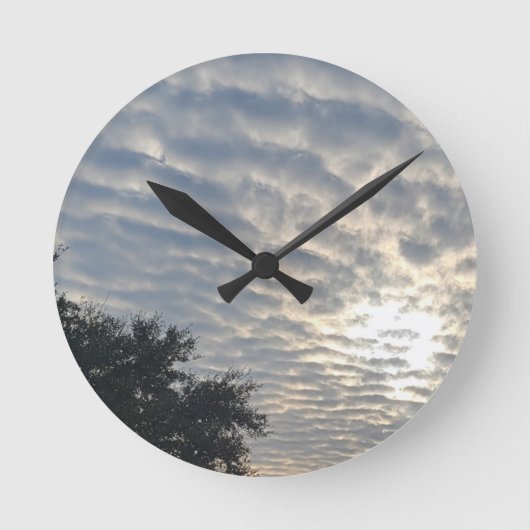 CLOUD FUSION RIPPED ラウンド壁時計 (正面)