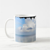 Clouds over Bora Bora コーヒーマグカップ (左)