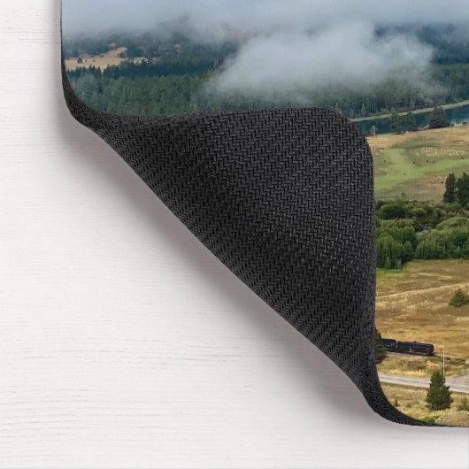 Clouds over Flathead River マウスパッド (コーナー)