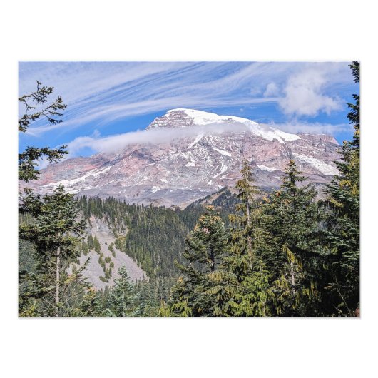 Clouds Over Mount Rainier Scenic Landscape フォトプリント (正面)