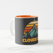 Clouds Rest Mountain Yosemite Retro Turquoise ツートーンマグカップ (正面左)