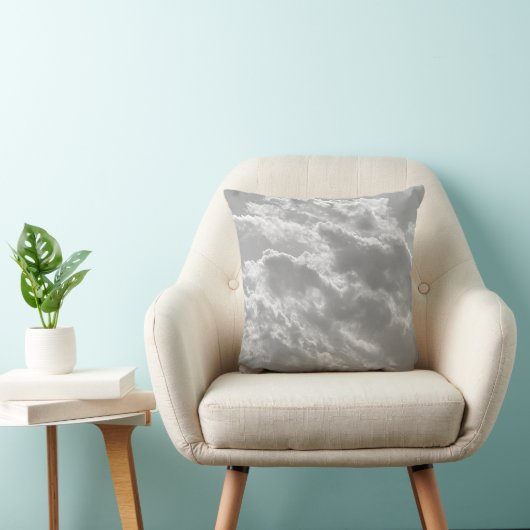 "Clouds" Throw Pillow クッション (椅子)