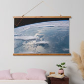 Cloudscapesスマのまわりにトラ,インドネシア。 吊り下げ型タペストリー (寝室)